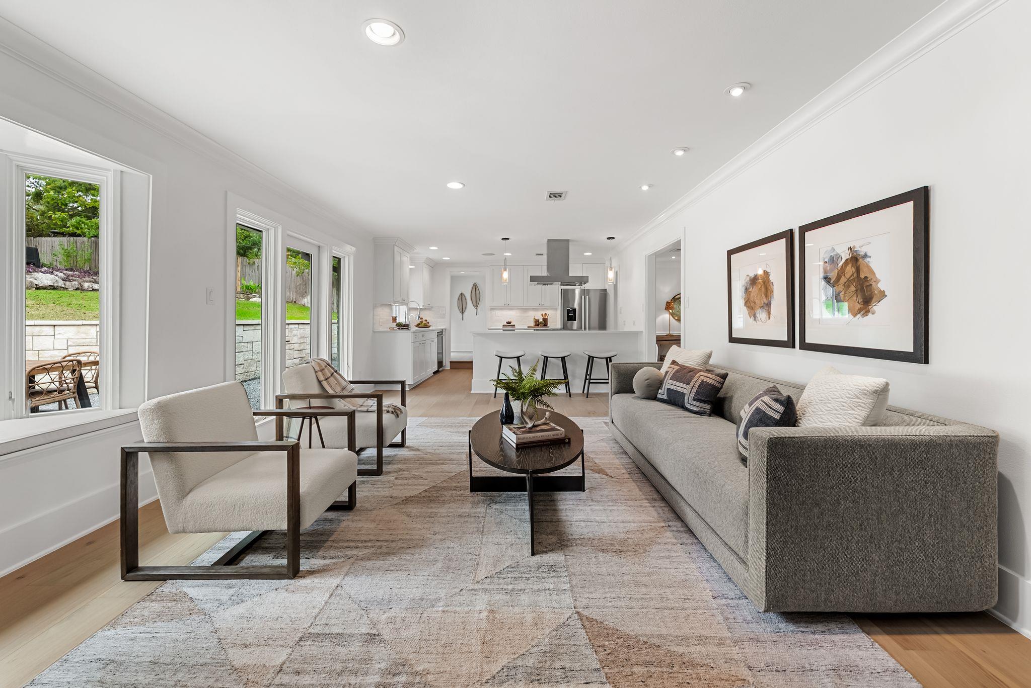 3415 Shinoak Dr, Austin, TX 78731