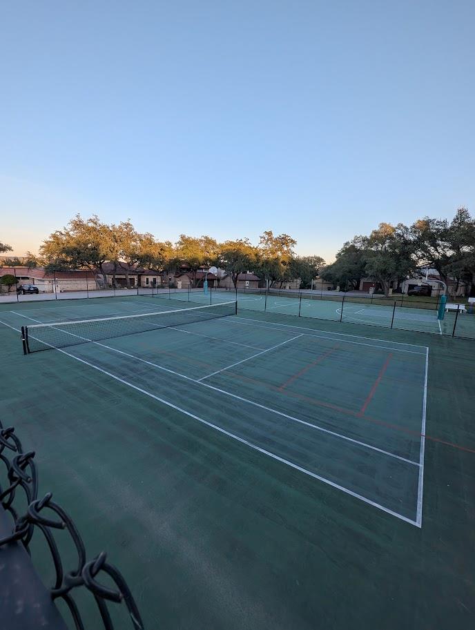 208 Crescent Blf, Lakeway, TX 78734