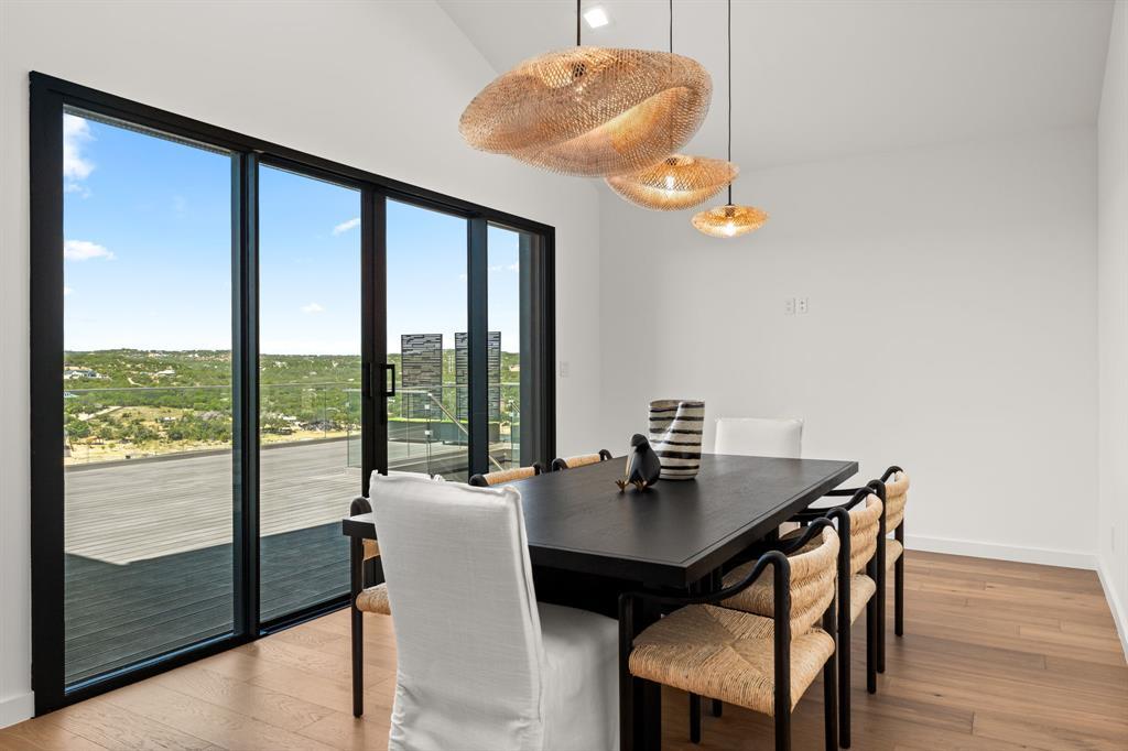 2714 Lakehurst Rd, Spicewood, TX 78669