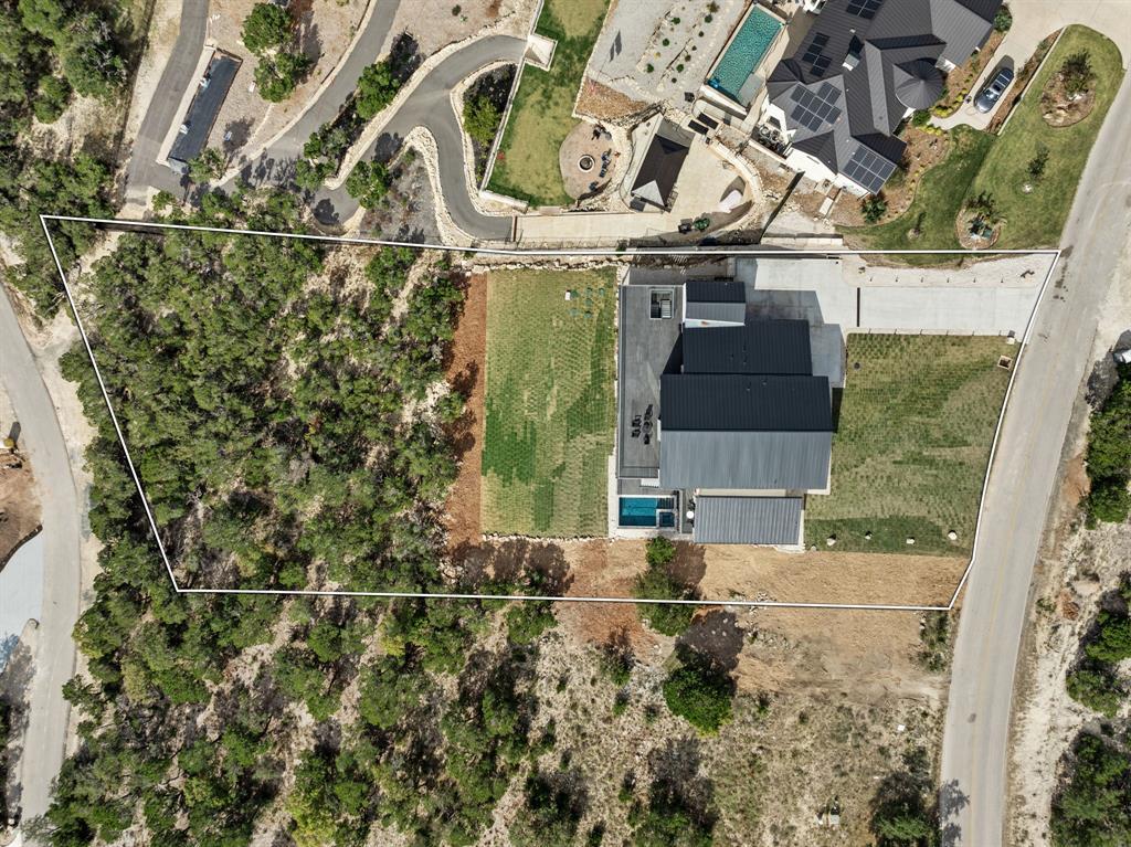 2714 Lakehurst Rd, Spicewood, TX 78669