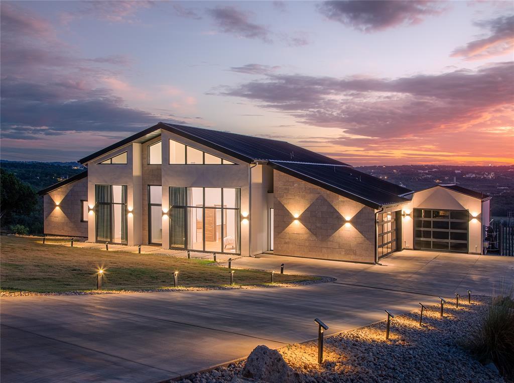 2714 Lakehurst Rd, Spicewood, TX 78669