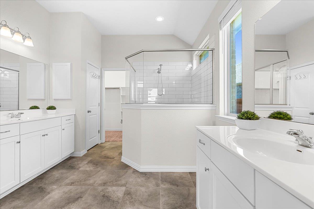 121 Fattoria Cv, Liberty Hill, TX 78642