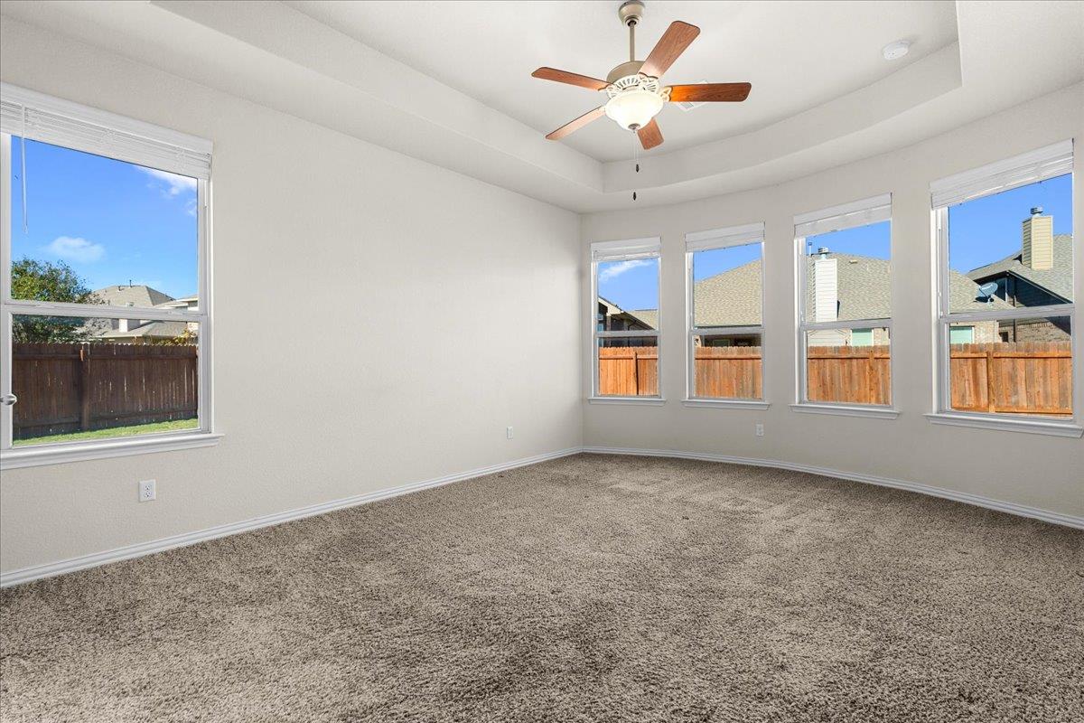 121 Fattoria Cv, Liberty Hill, TX 78642