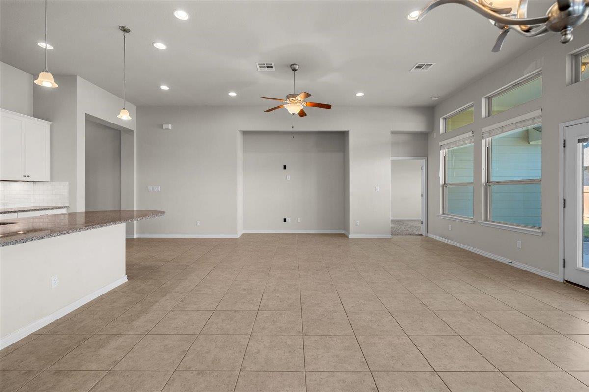 121 Fattoria Cv, Liberty Hill, TX 78642