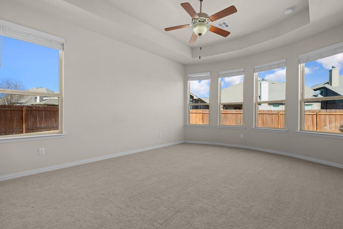 121 Fattoria Cv, Liberty Hill, TX 78642