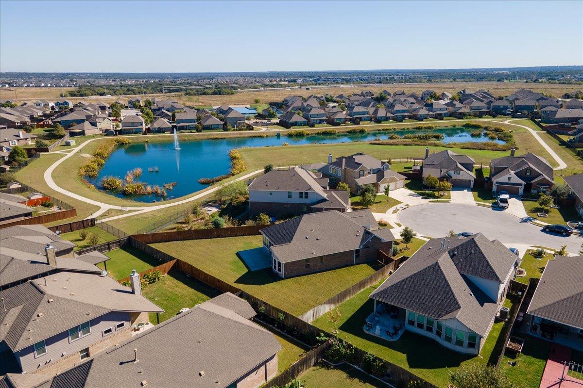 121 Fattoria Cv, Liberty Hill, TX 78642