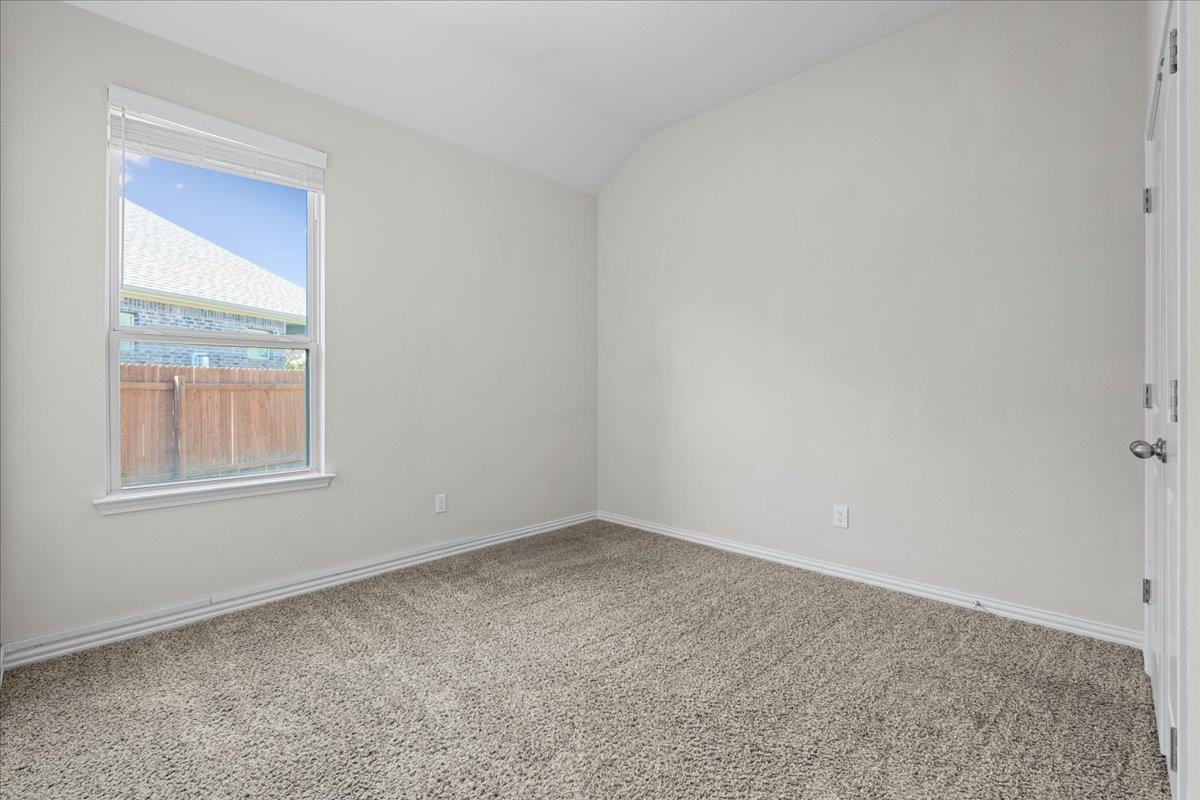 121 Fattoria Cv, Liberty Hill, TX 78642