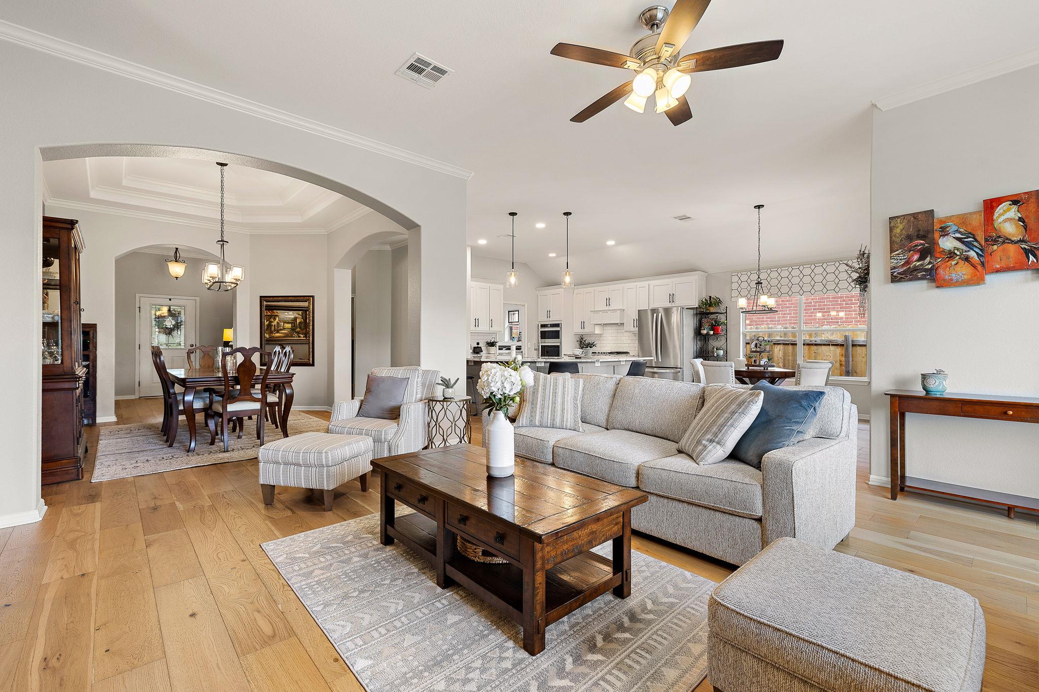 3836 Harvey Penick Dr, Round Rock, TX 78664