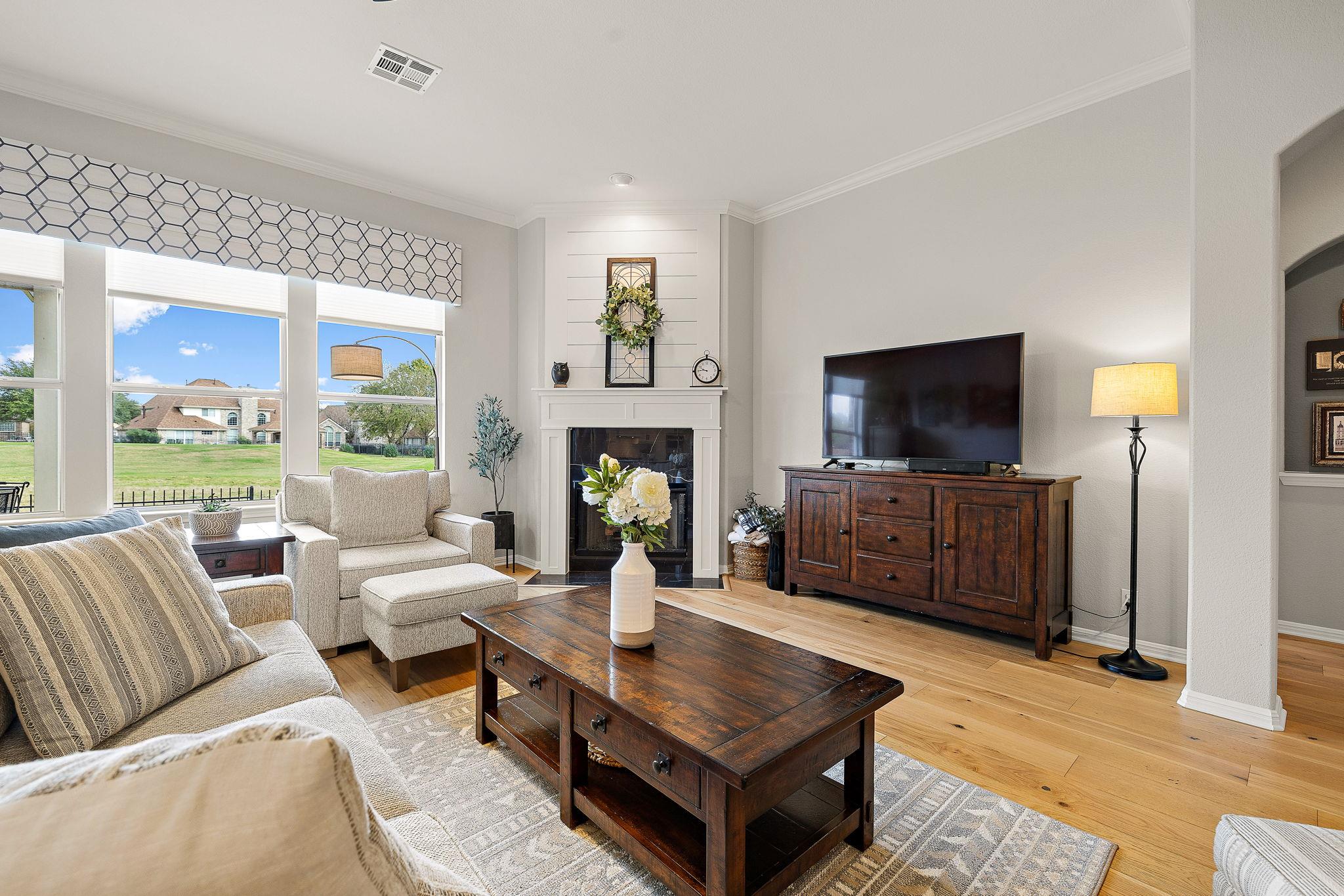 3836 Harvey Penick Dr, Round Rock, TX 78664