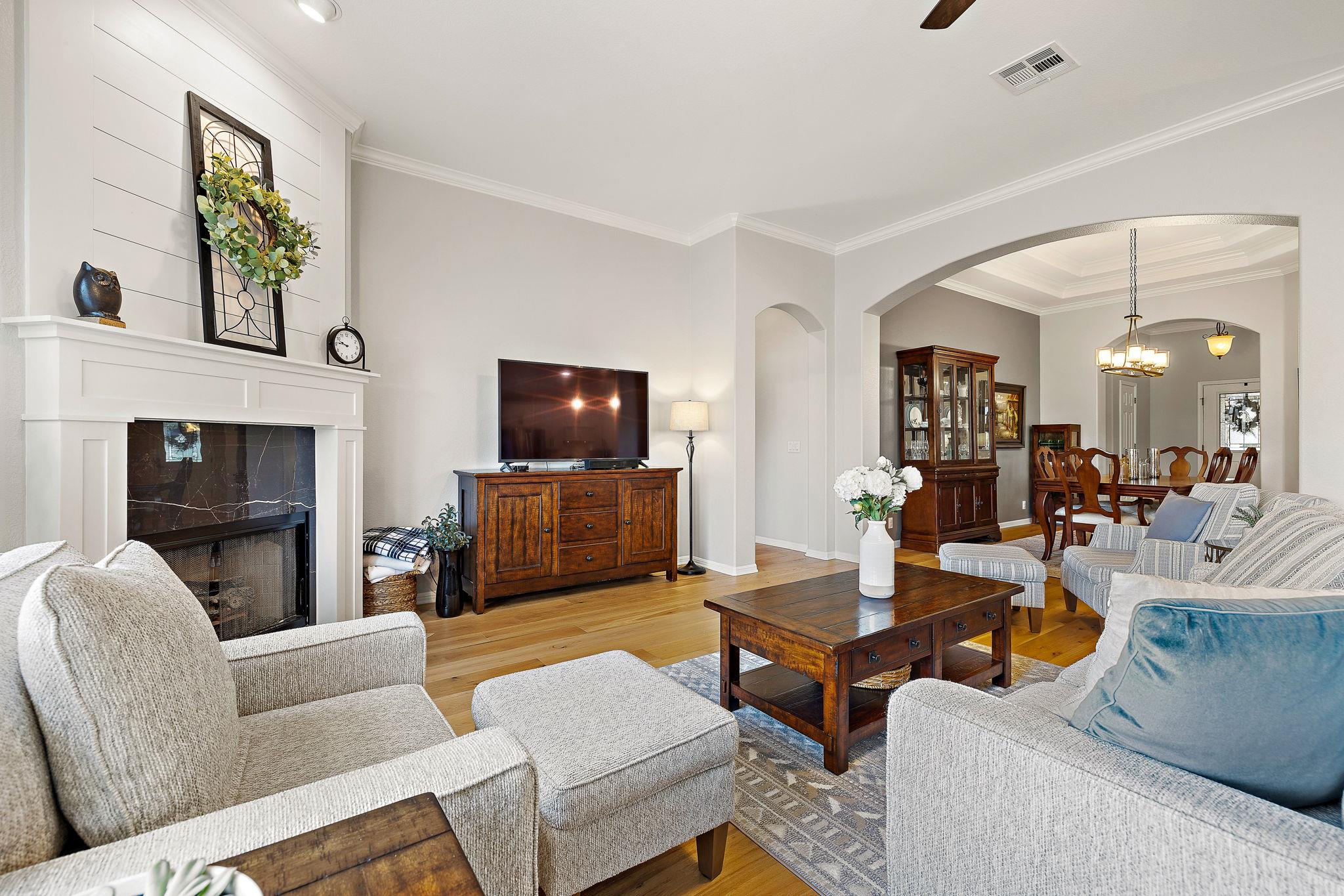 3836 Harvey Penick Dr, Round Rock, TX 78664