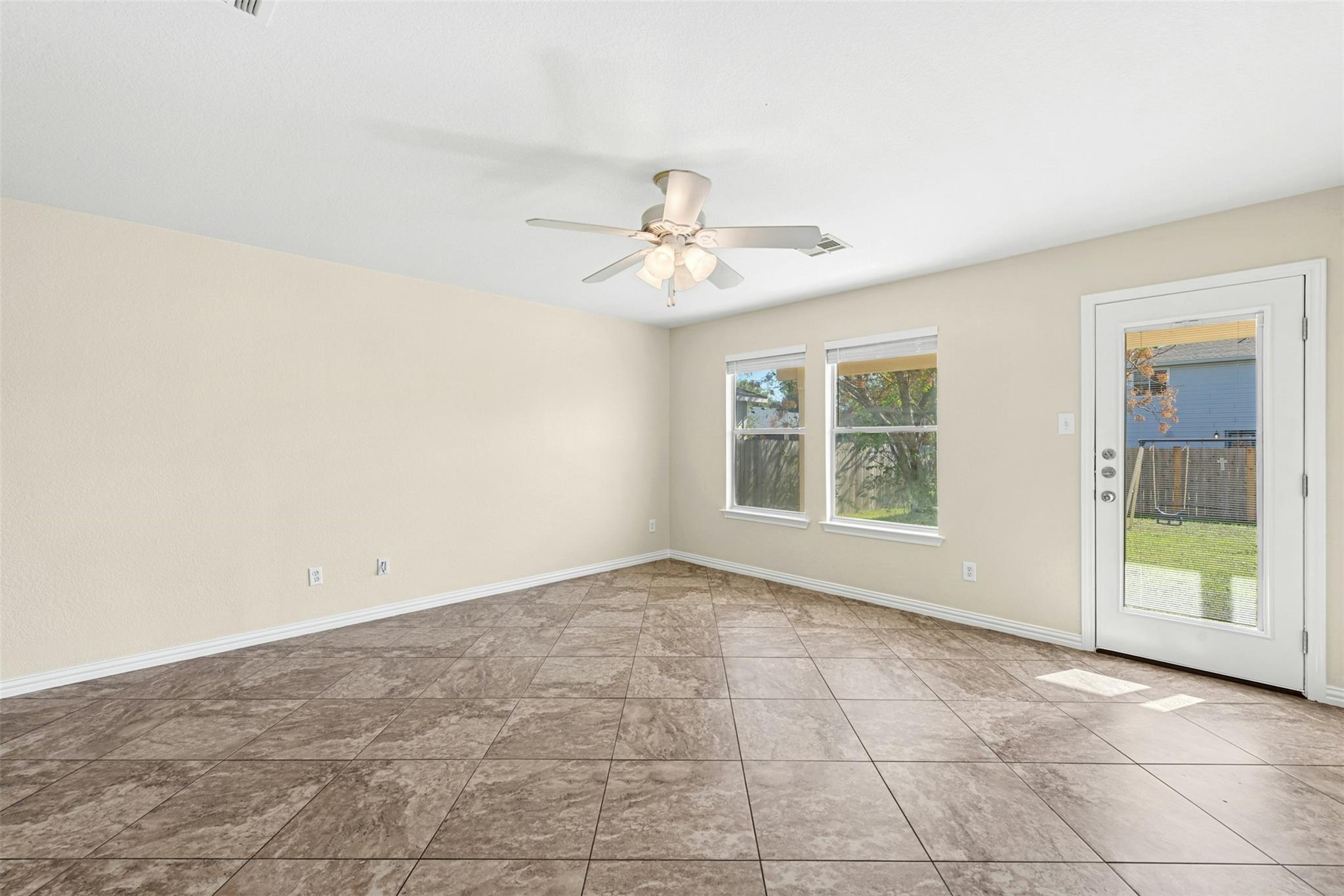 17913 Honey Locust Ln, Elgin, TX 78621