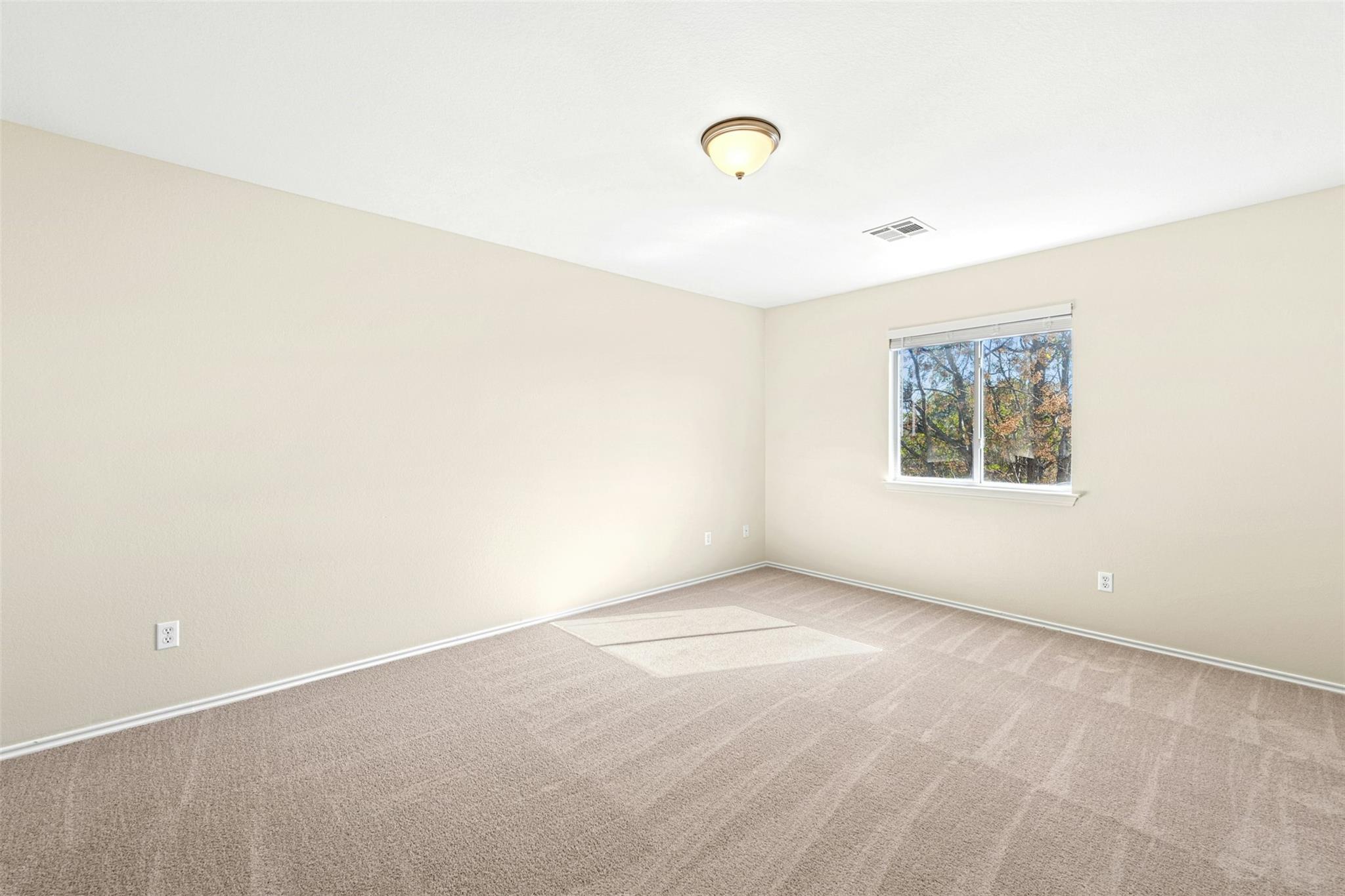 17913 Honey Locust Ln, Elgin, TX 78621