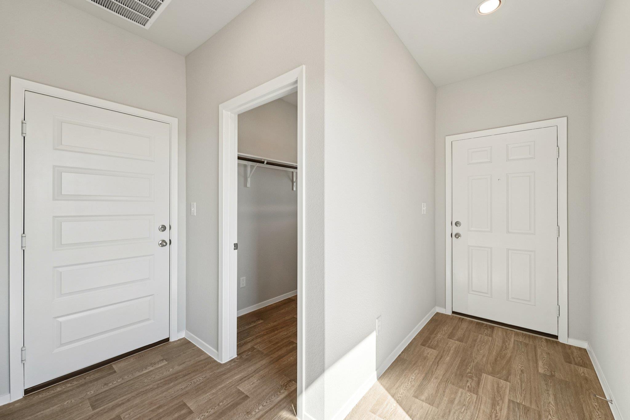 136 Summer Dr, Elgin, TX 78621