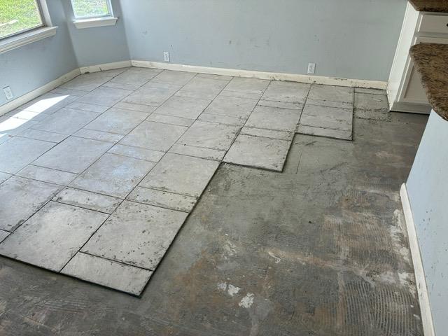 825 Barefoot Cv, Round Rock, TX 78665