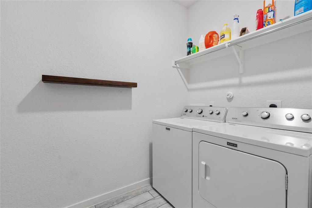 11000 American Mustang Loop, Manor, TX 78653