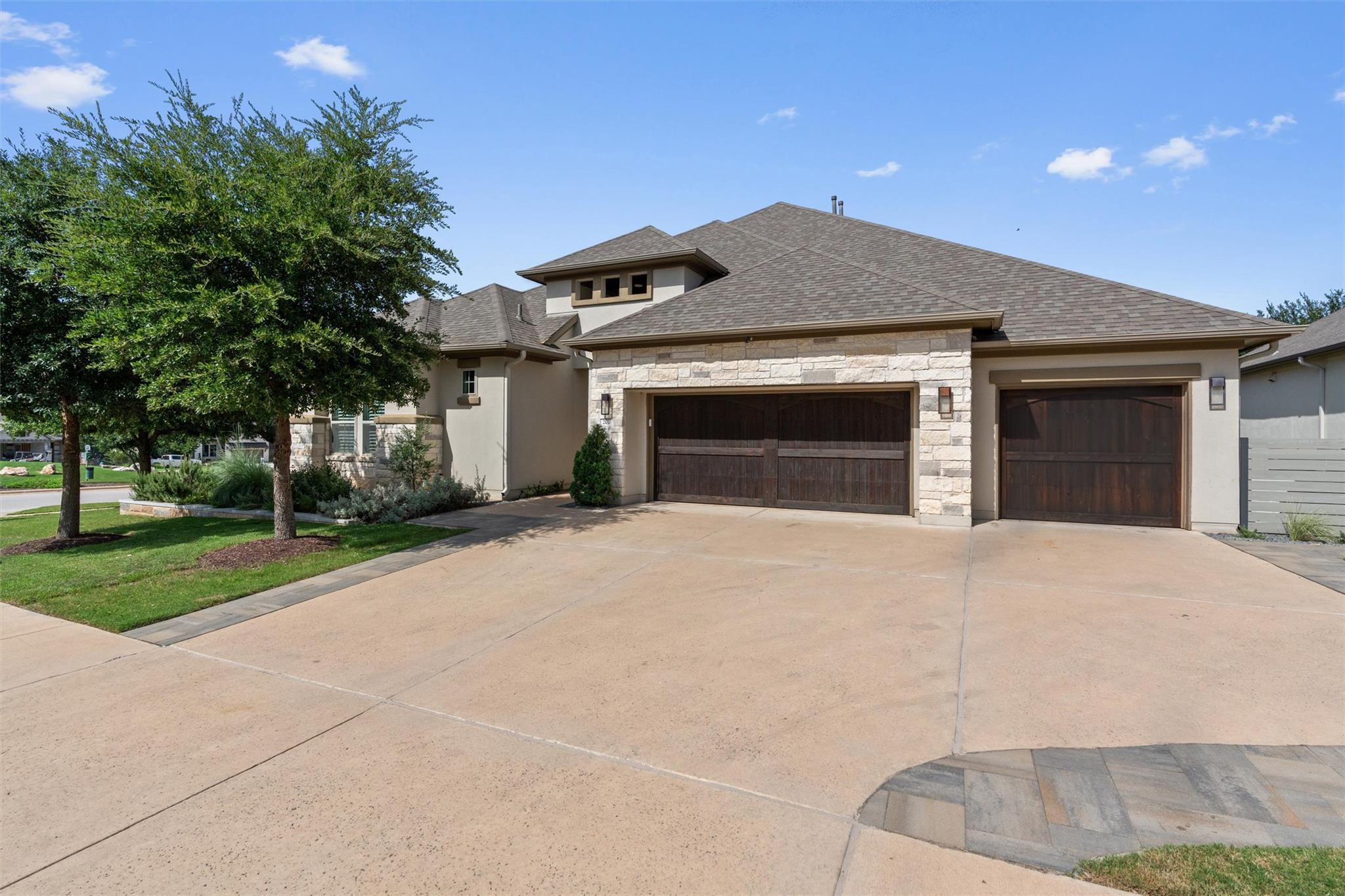 201 Barefoot Park Ln, Georgetown, TX 78628