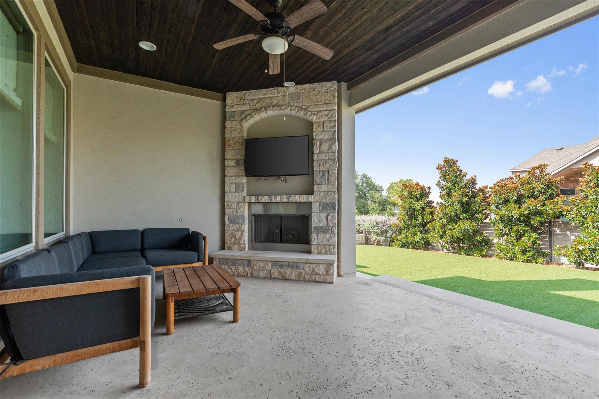 201 Barefoot Park Ln, Georgetown, TX 78628