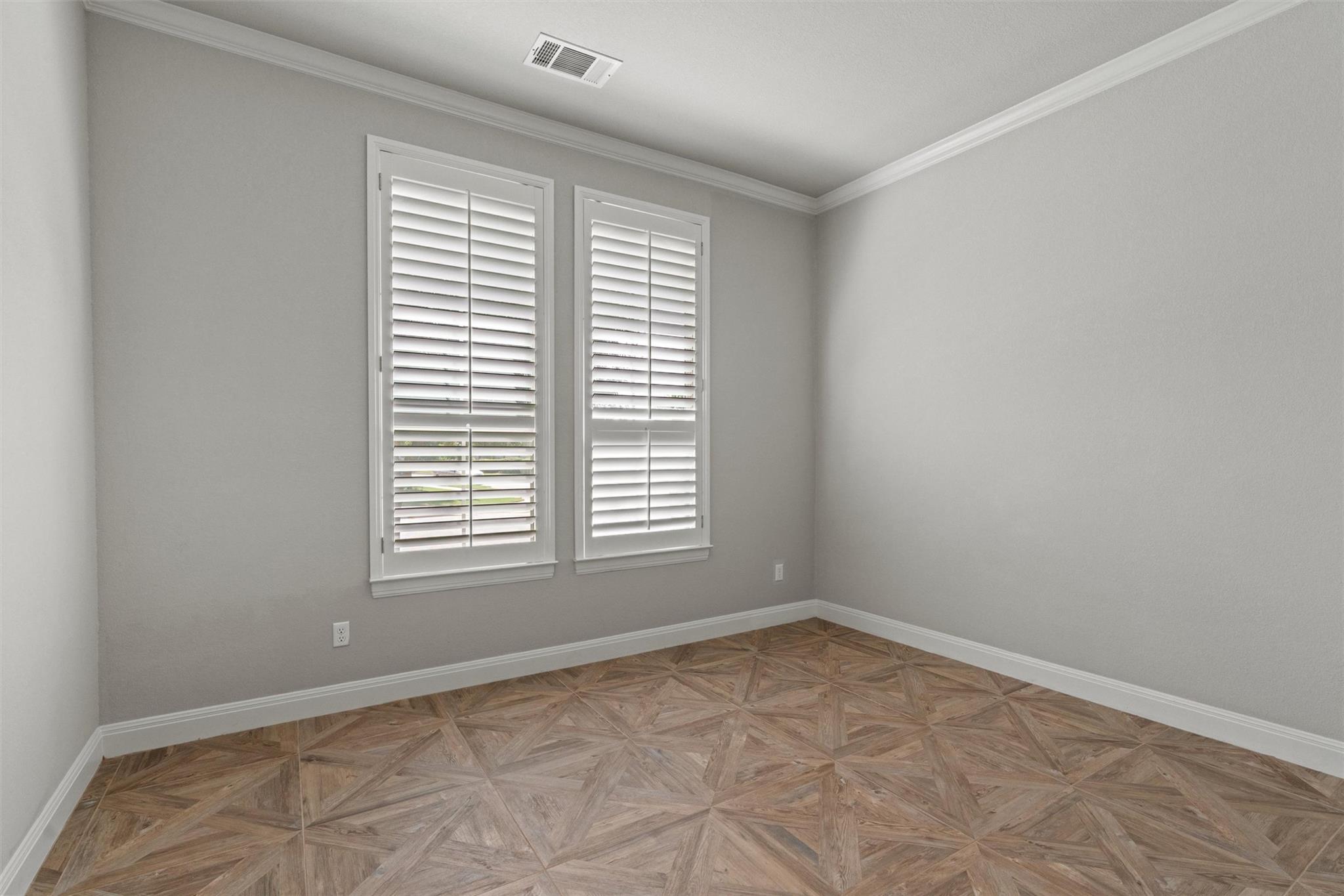 201 Barefoot Park Ln, Georgetown, TX 78628