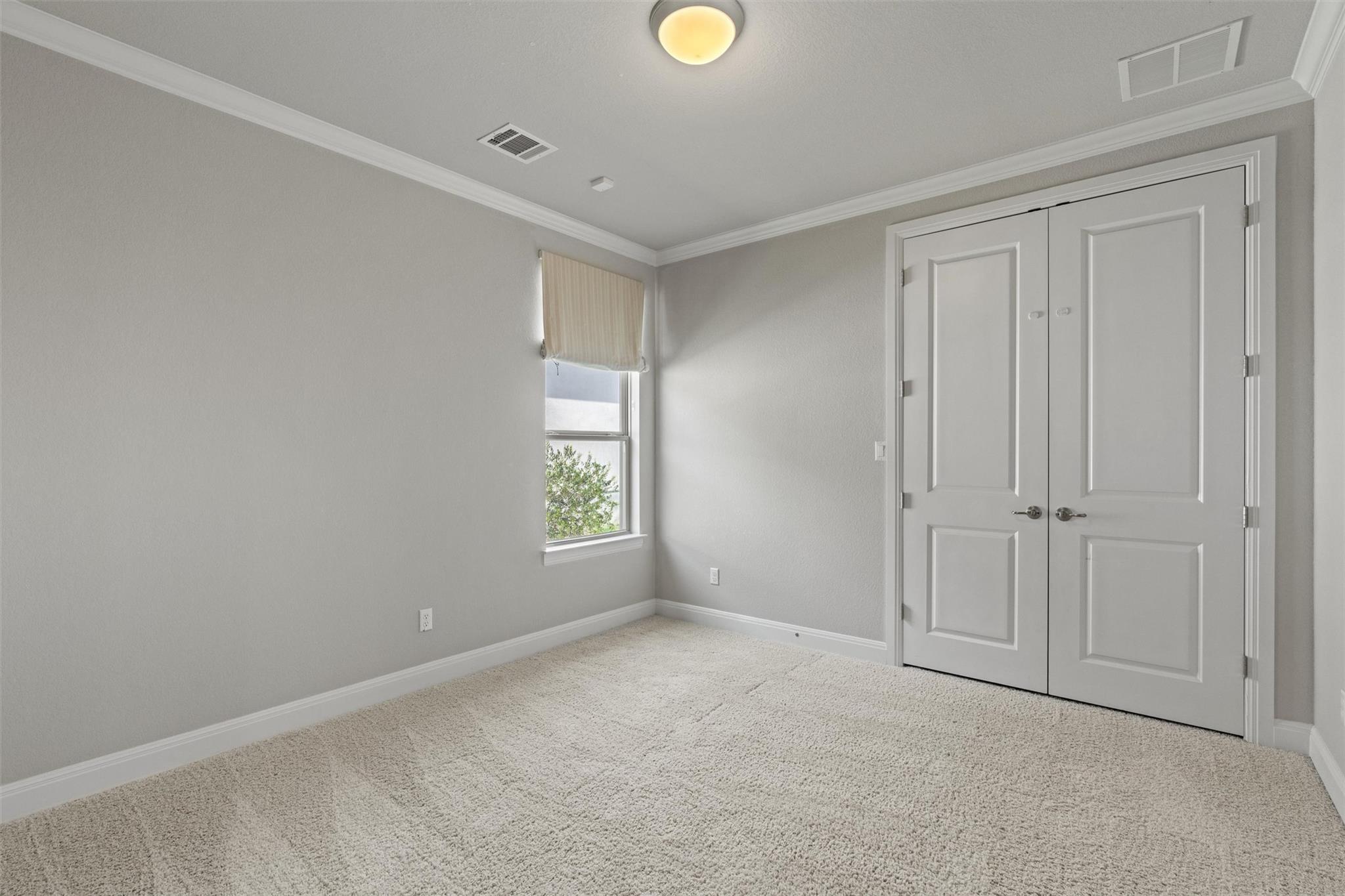 201 Barefoot Park Ln, Georgetown, TX 78628