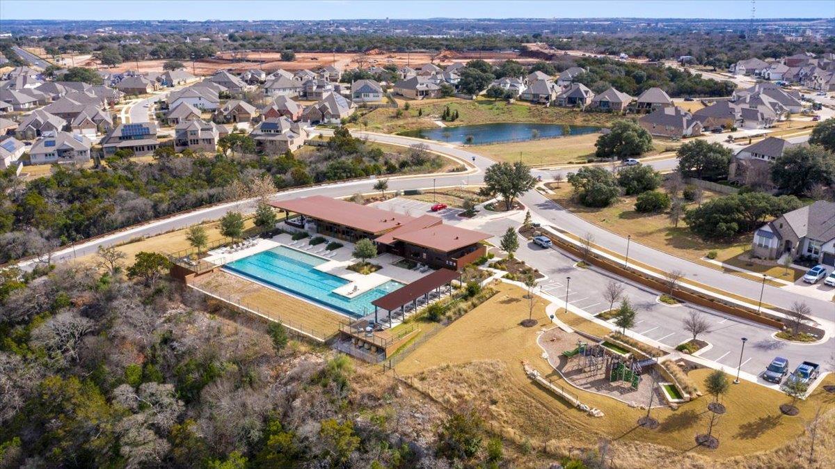 201 Barefoot Park Ln, Georgetown, TX 78628