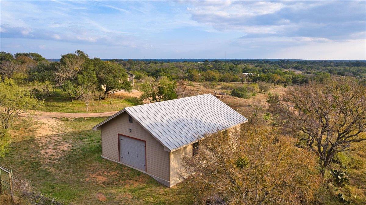 1250 Rocky Hollow Dr, Burnet, TX 78611