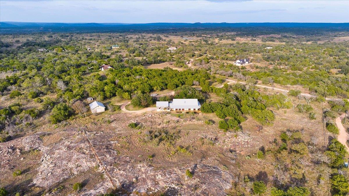 1250 Rocky Hollow Dr, Burnet, TX 78611