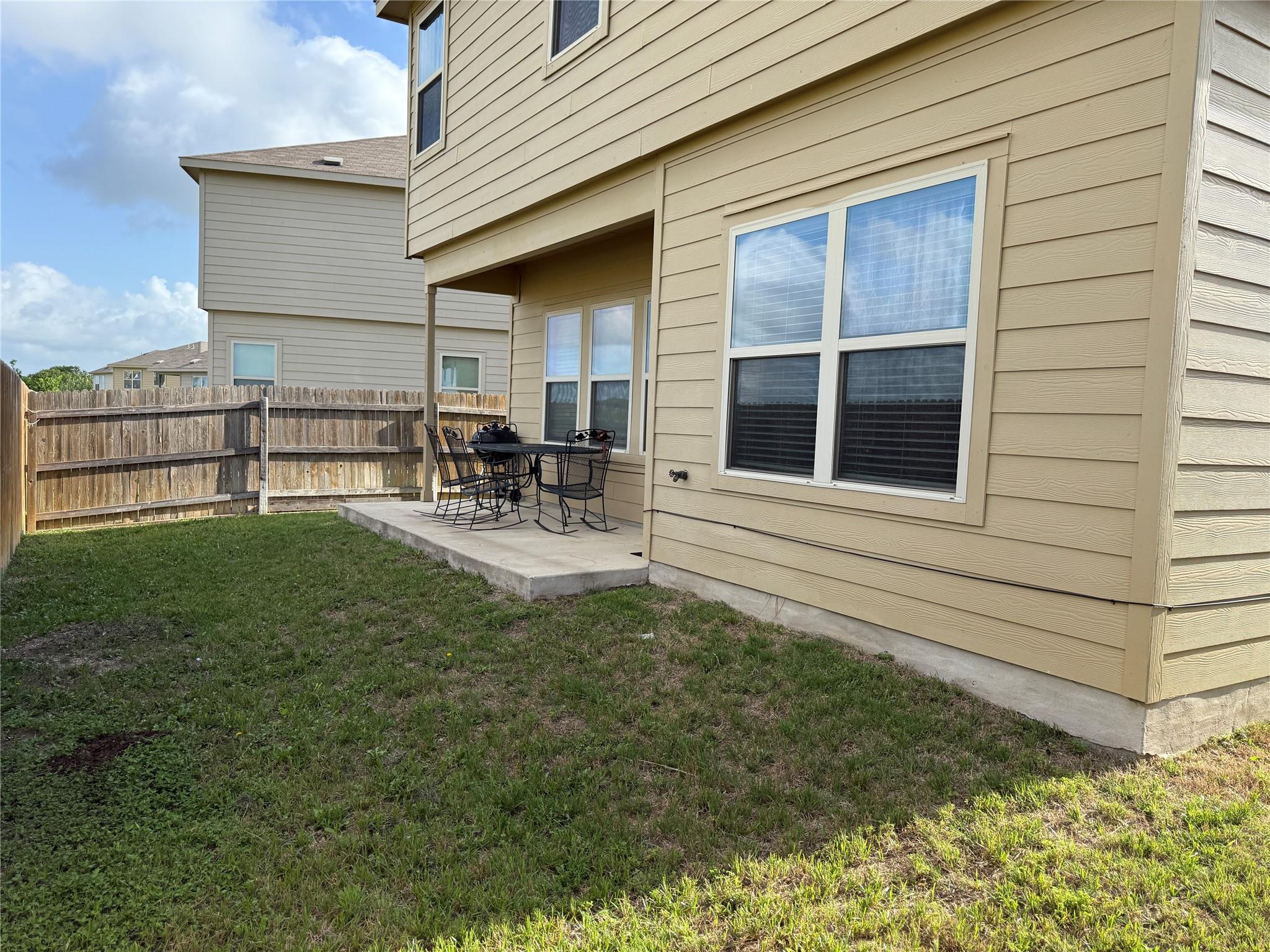 352 Circle Way # 37E, Jarrell, TX 76537