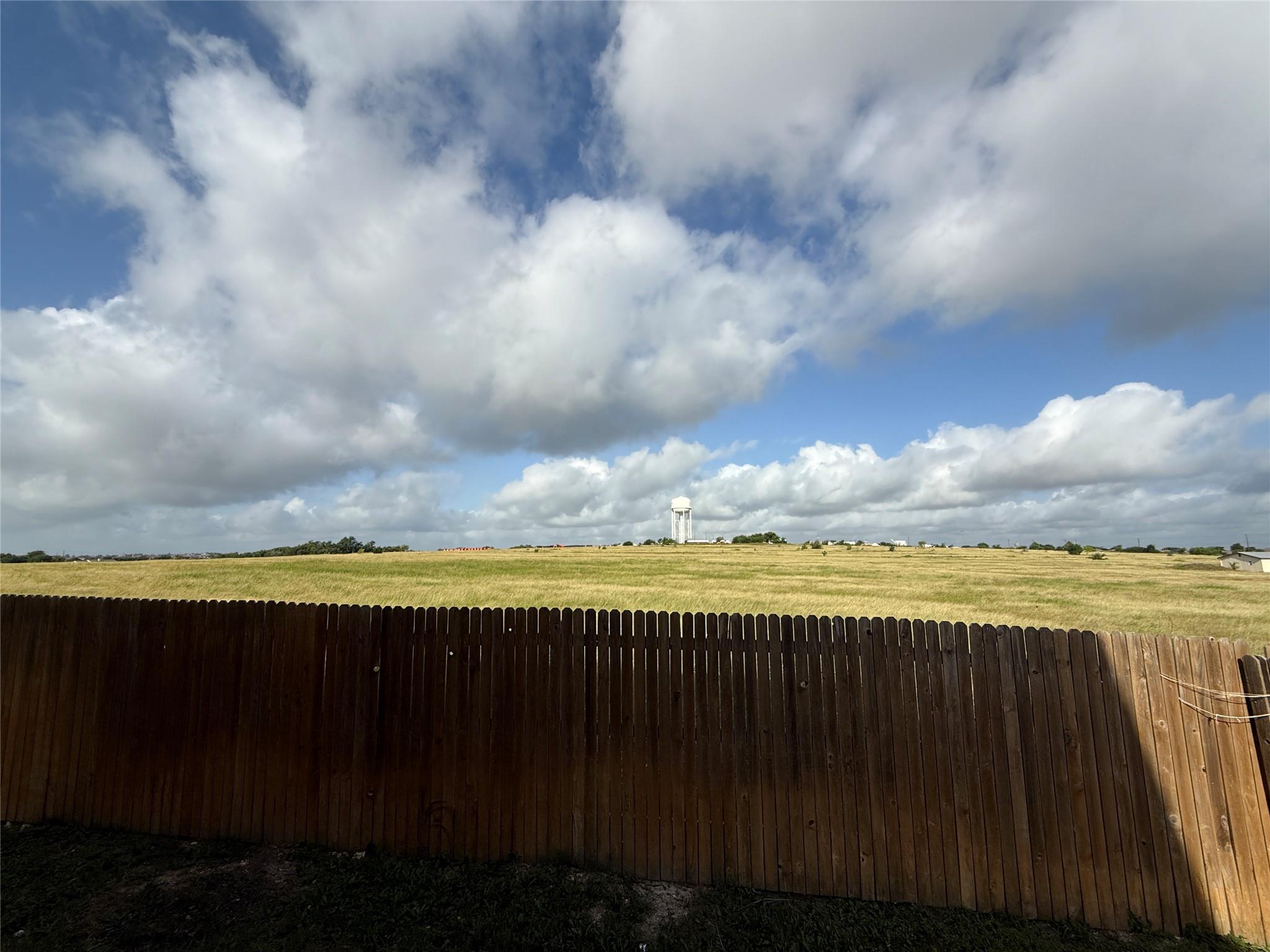 352 Circle Way # 37E, Jarrell, TX 76537