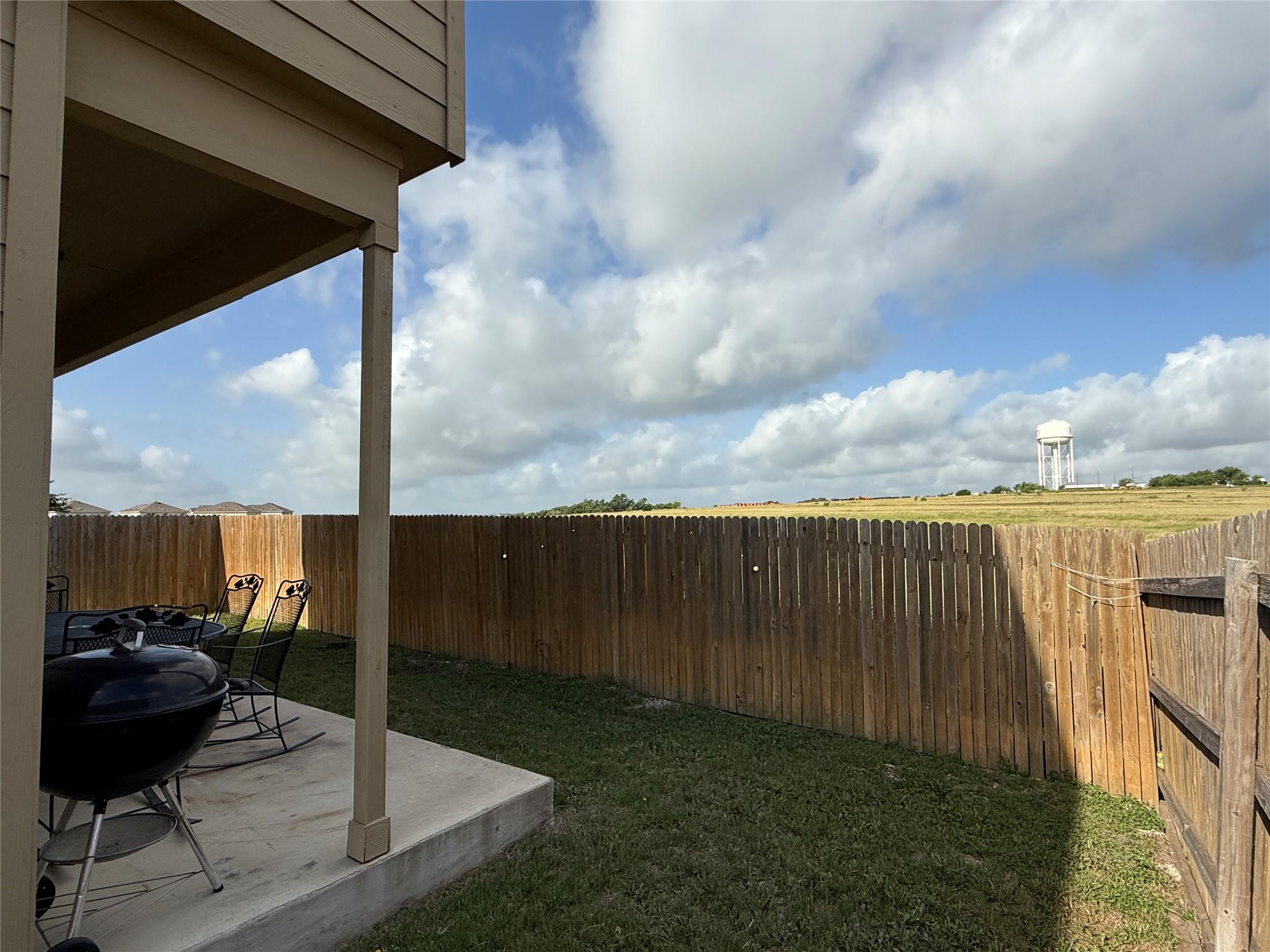 352 Circle Way # 37E, Jarrell, TX 76537