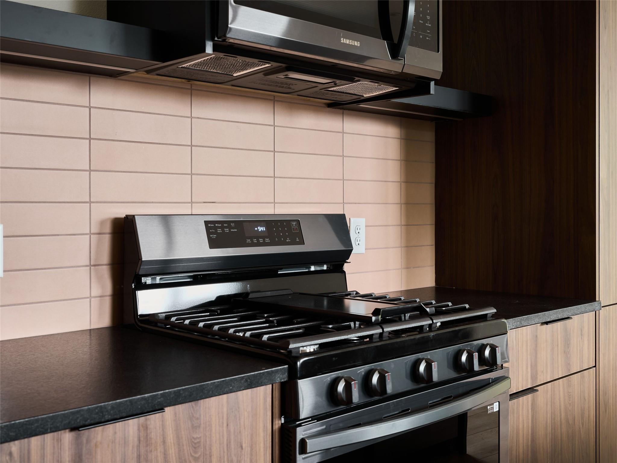 412 Hackberry Ln # 2, Austin, TX 78753