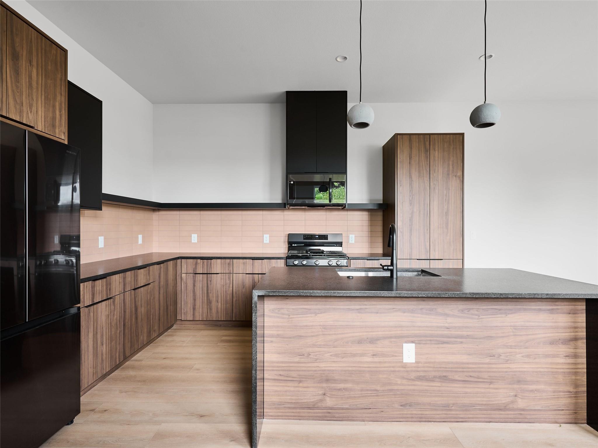 412 Hackberry Ln # 2, Austin, TX 78753