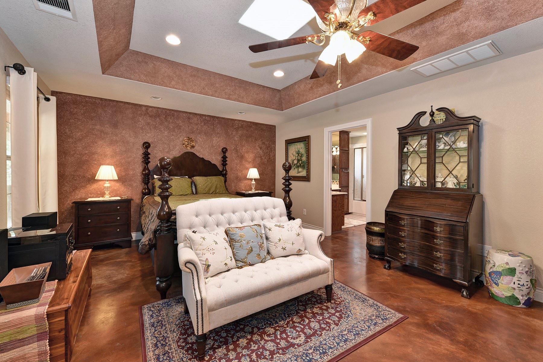 4525 Bell Springs Rd, Dripping Springs, TX 78620