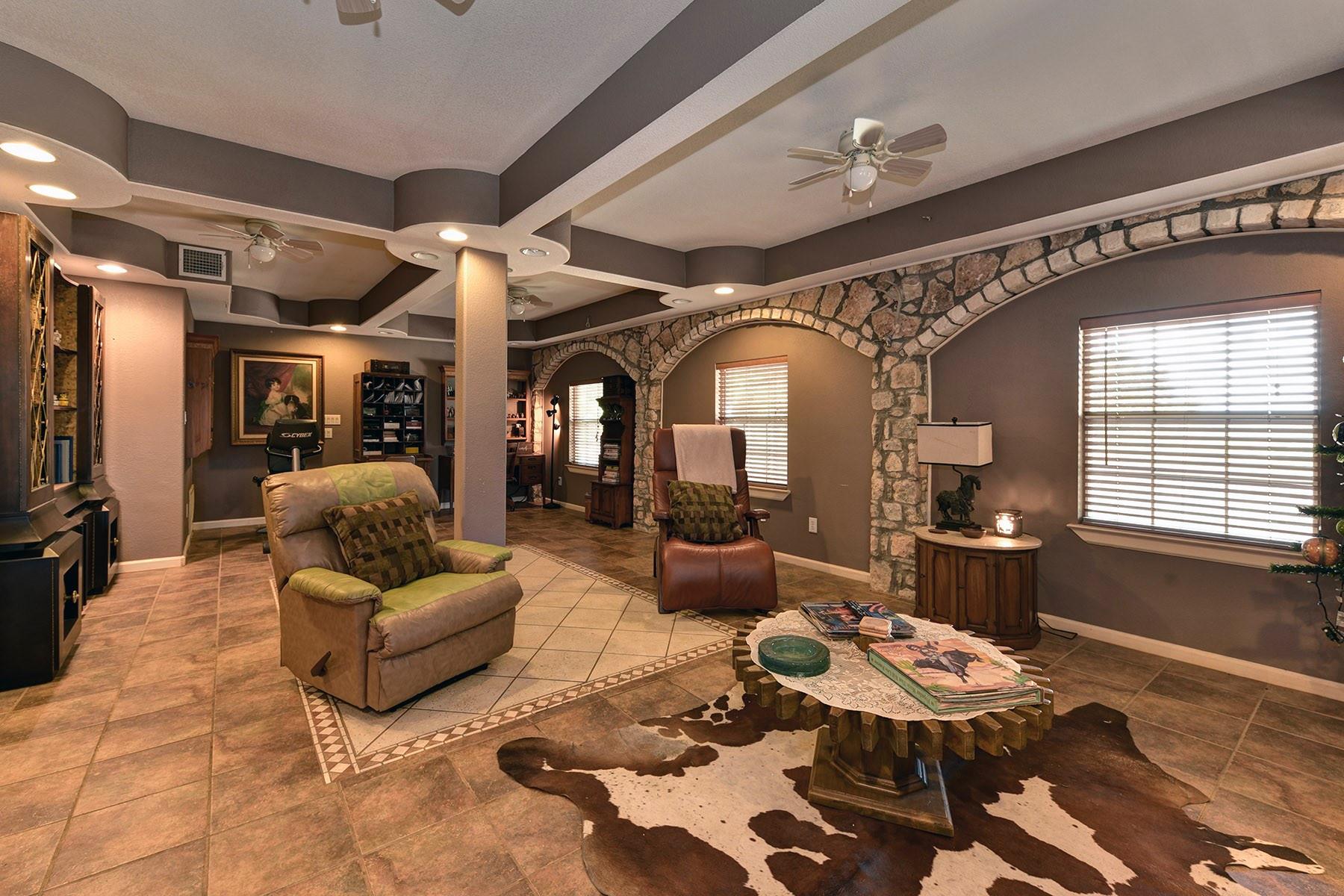 4525 Bell Springs Rd, Dripping Springs, TX 78620