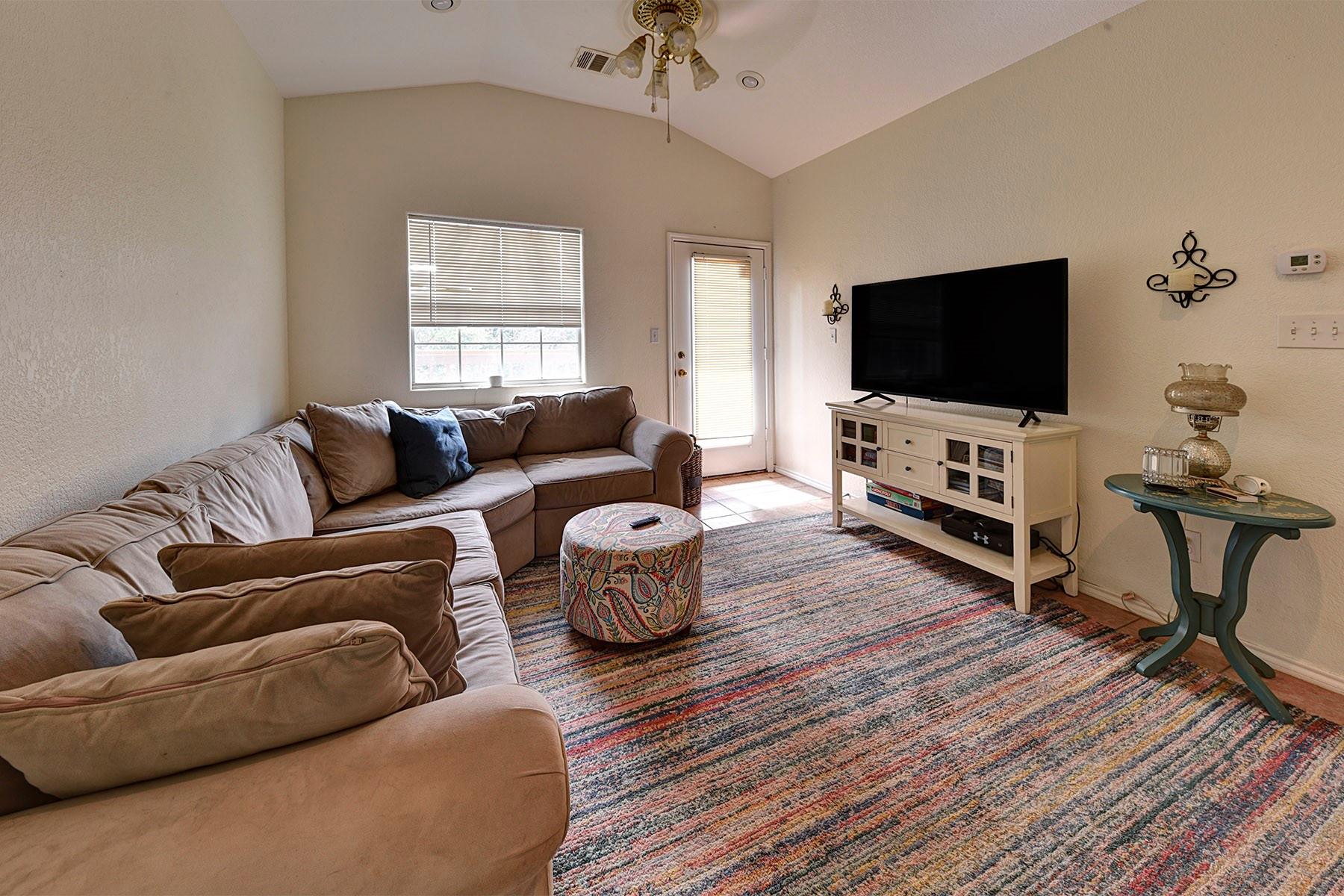 4525 Bell Springs Rd, Dripping Springs, TX 78620