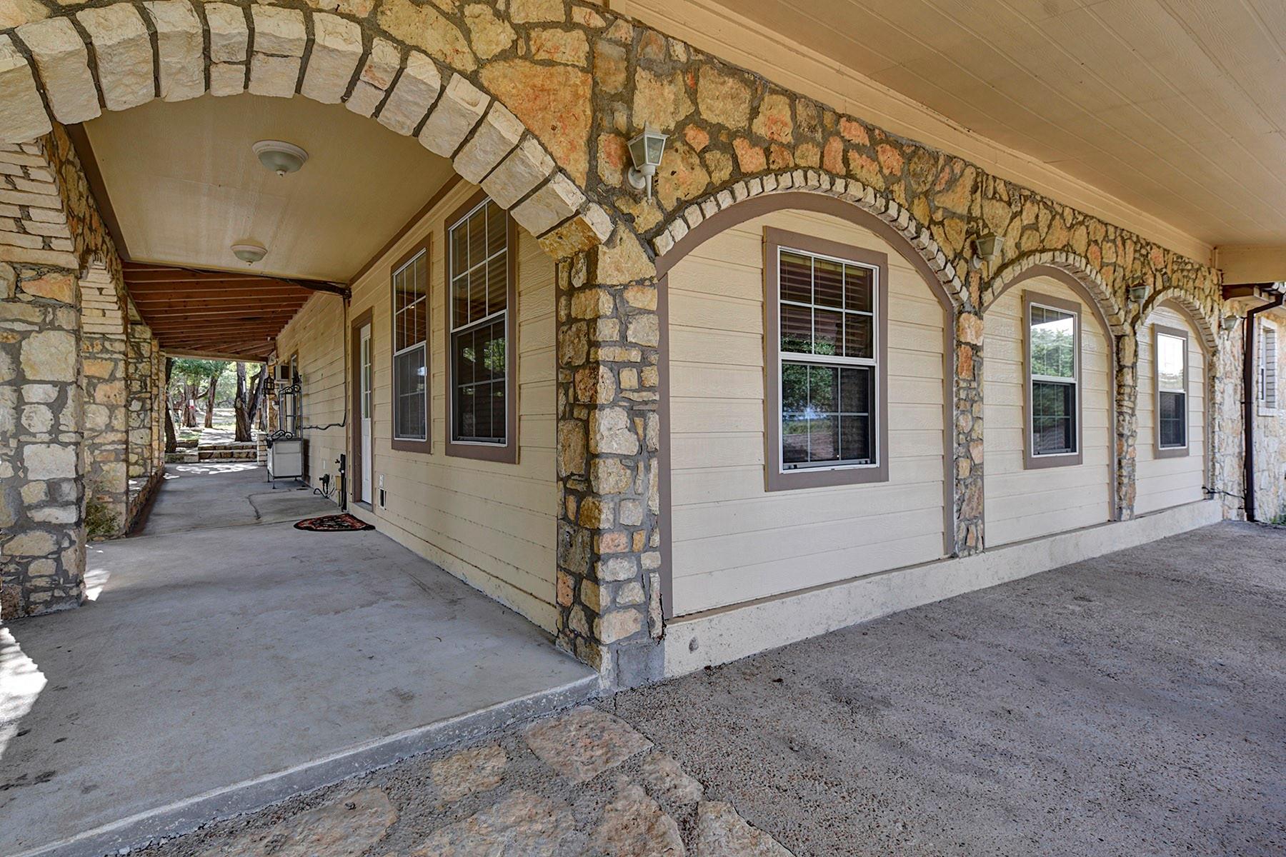 4525 Bell Springs Rd, Dripping Springs, TX 78620
