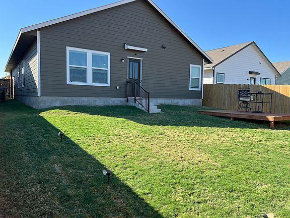 640 The Ugly Way, Jarrell, TX 76537