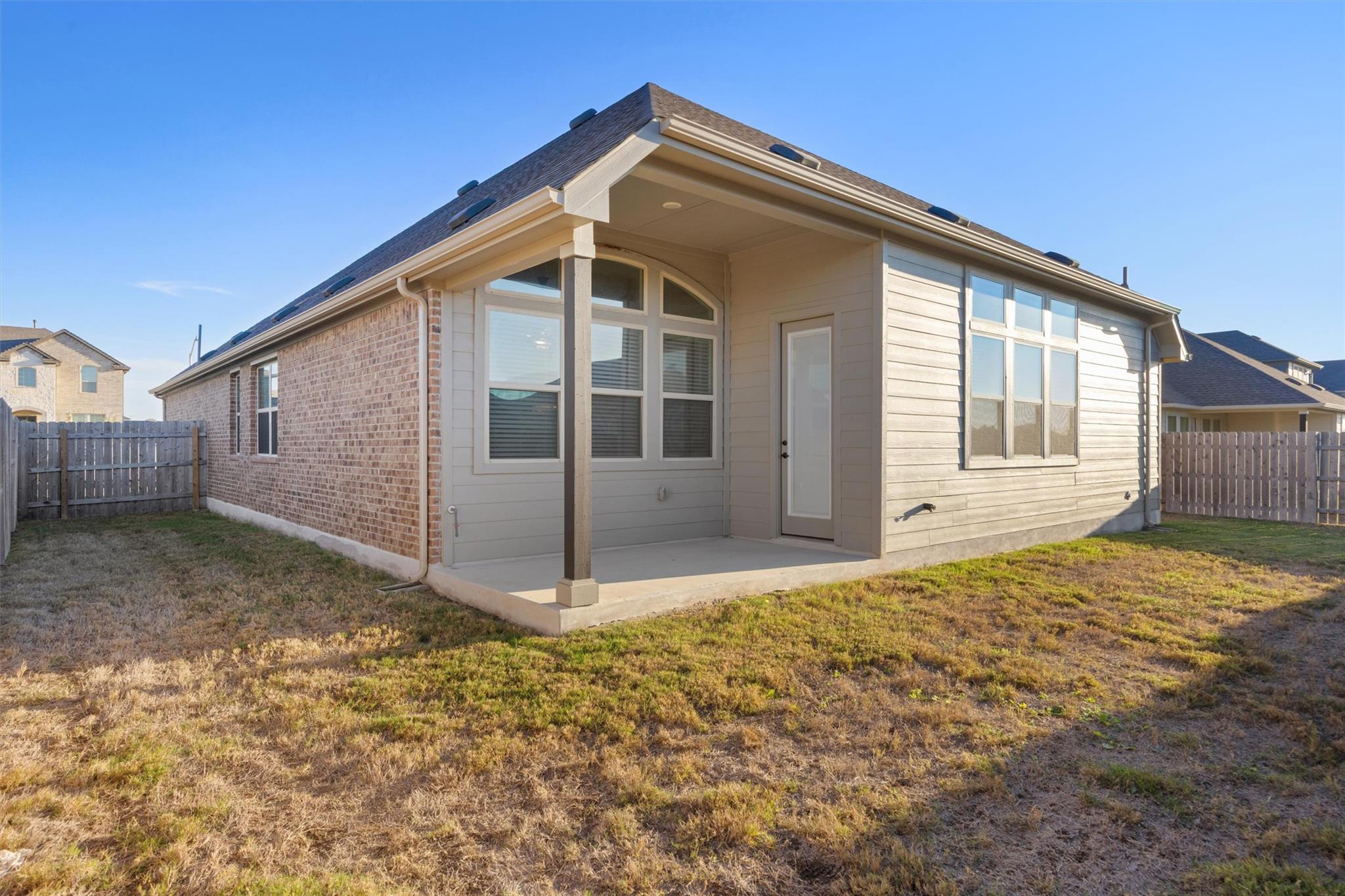 209 Rainier Dr, Kyle, TX 78640