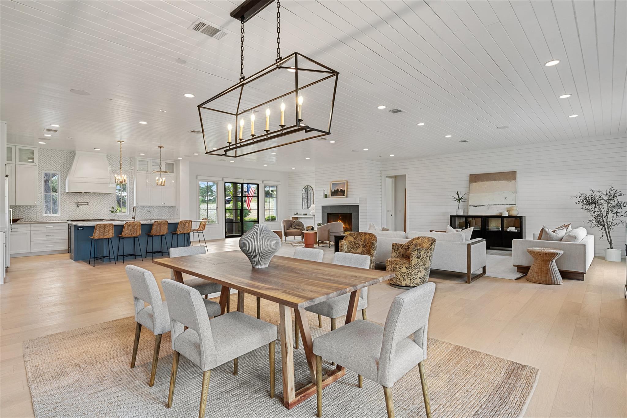 16908 Whispering Breeze, Austin, TX 78738