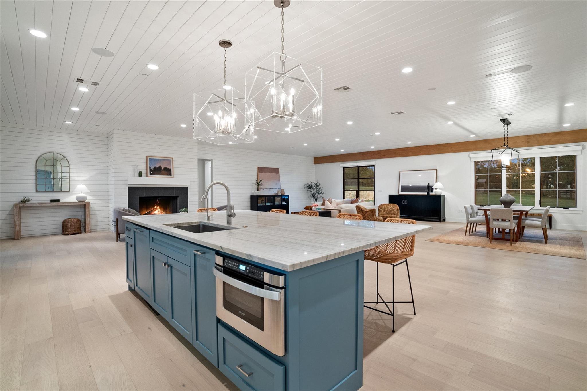 16908 Whispering Breeze, Austin, TX 78738