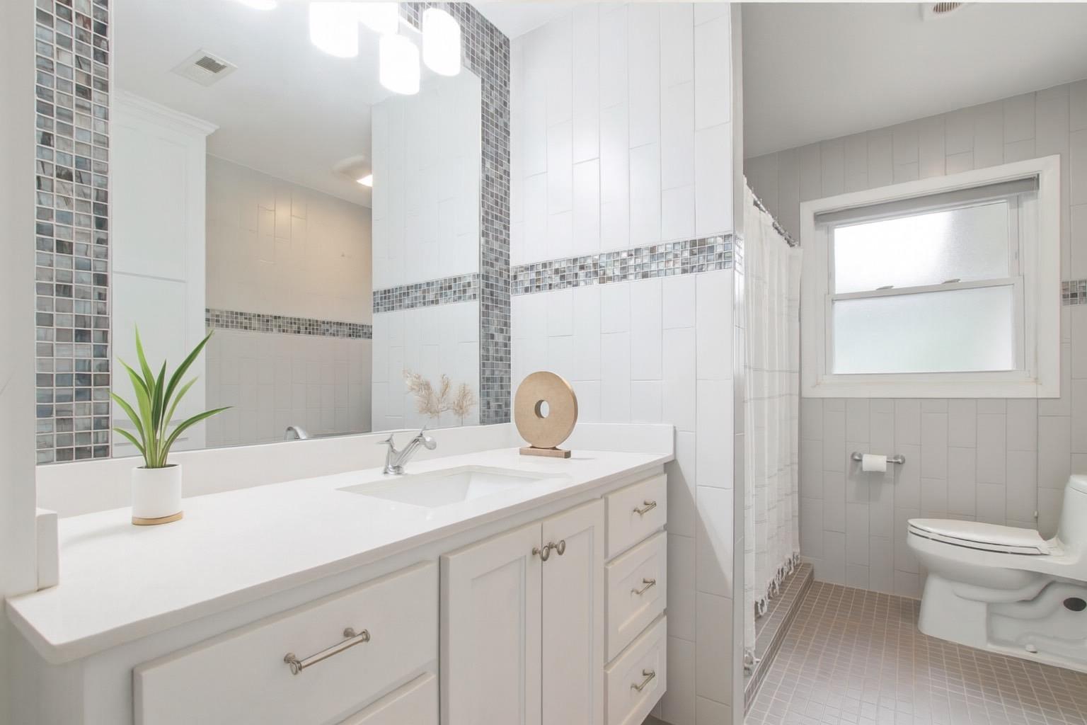 2701 W 49th 1/2 St, Austin, TX 78731