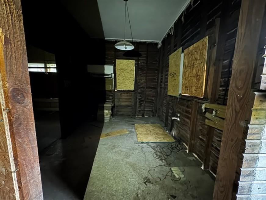 620 Washburn St, Taylor, TX 76574