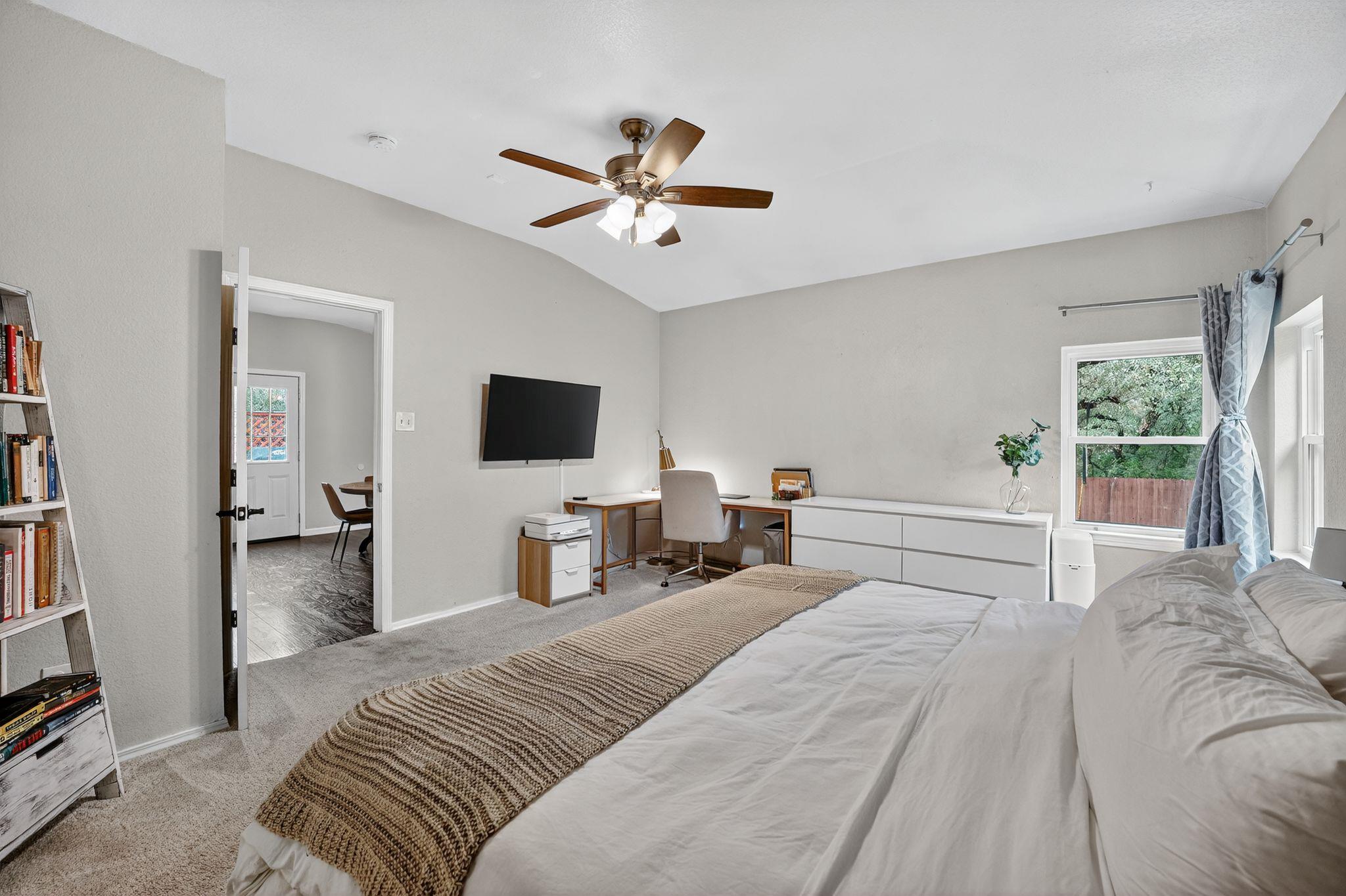 14906 Foy Dr, Lakeway, TX 78734