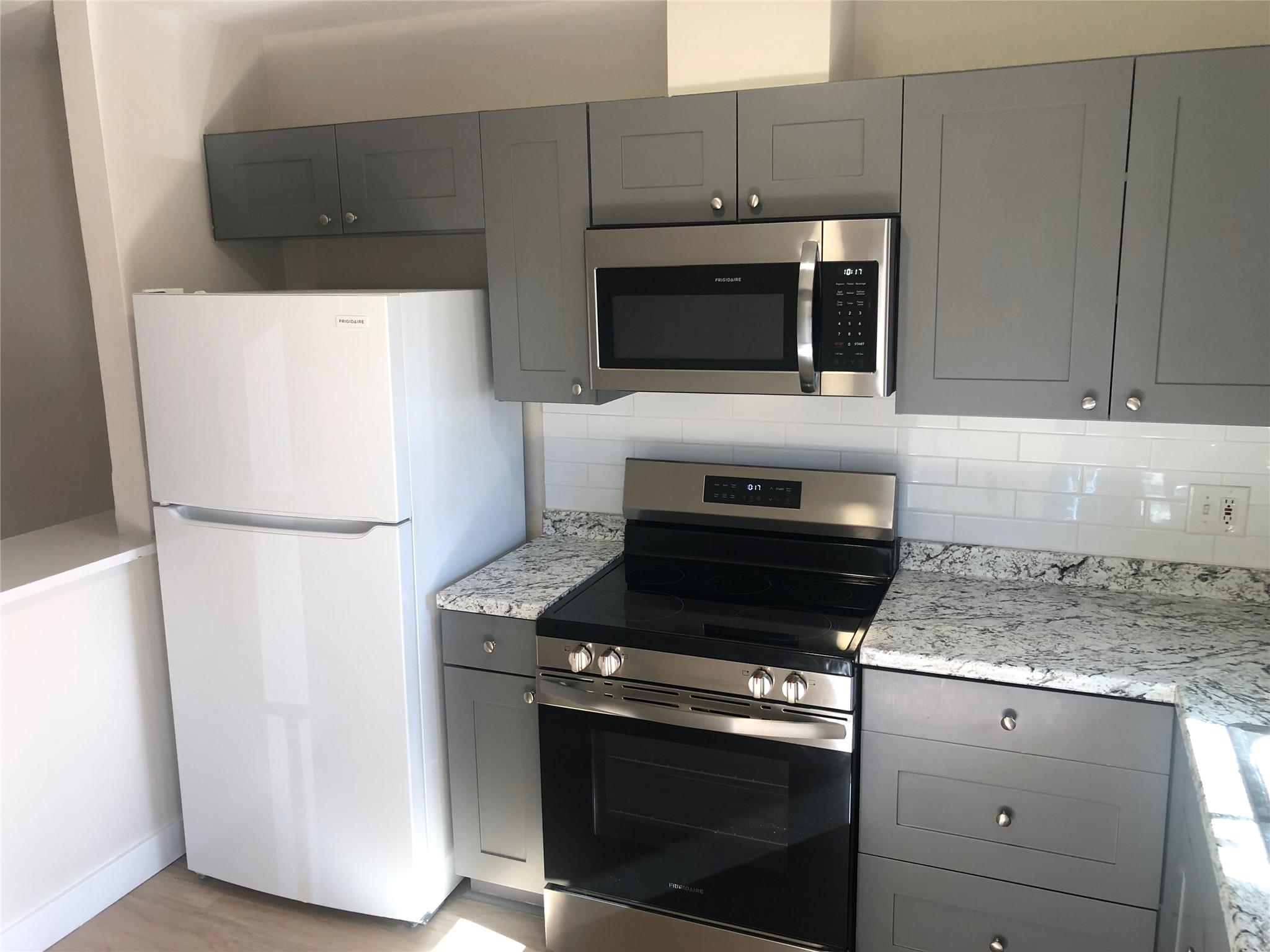 5330 Balcones Dr # A, Austin, TX 78731