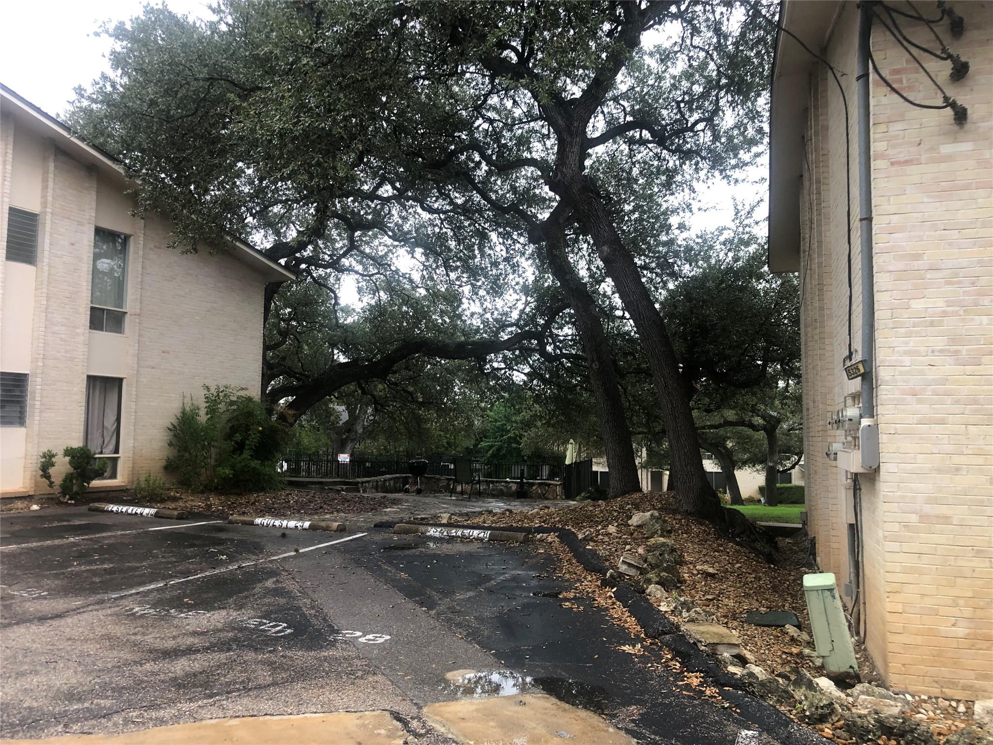 5330 Balcones Dr # A, Austin, TX 78731