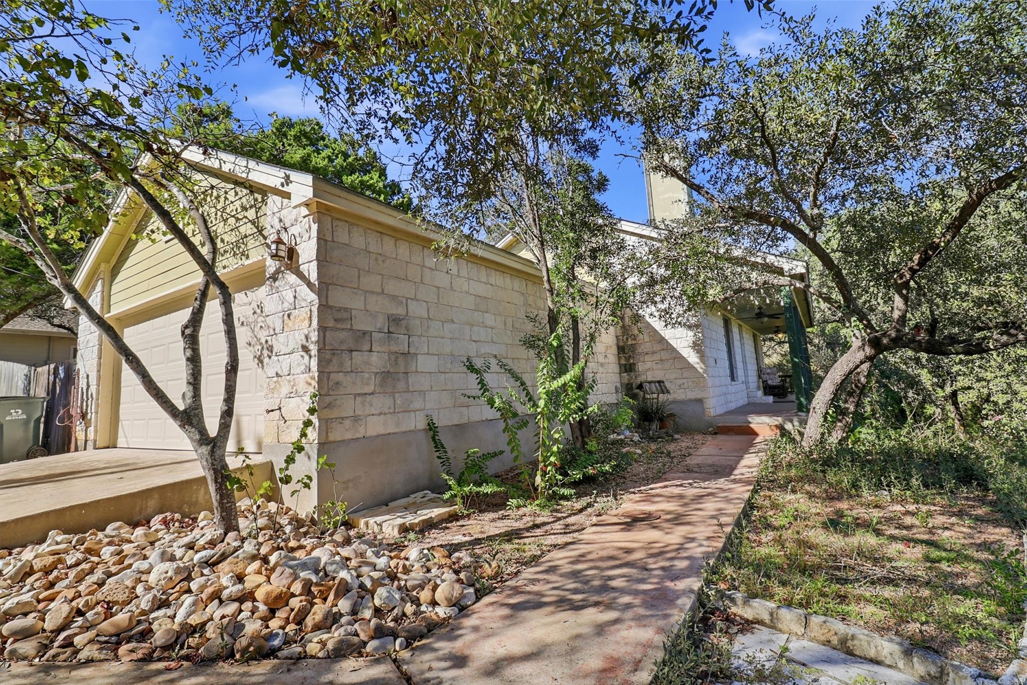 604 Galston Dr, Spicewood, TX 78669