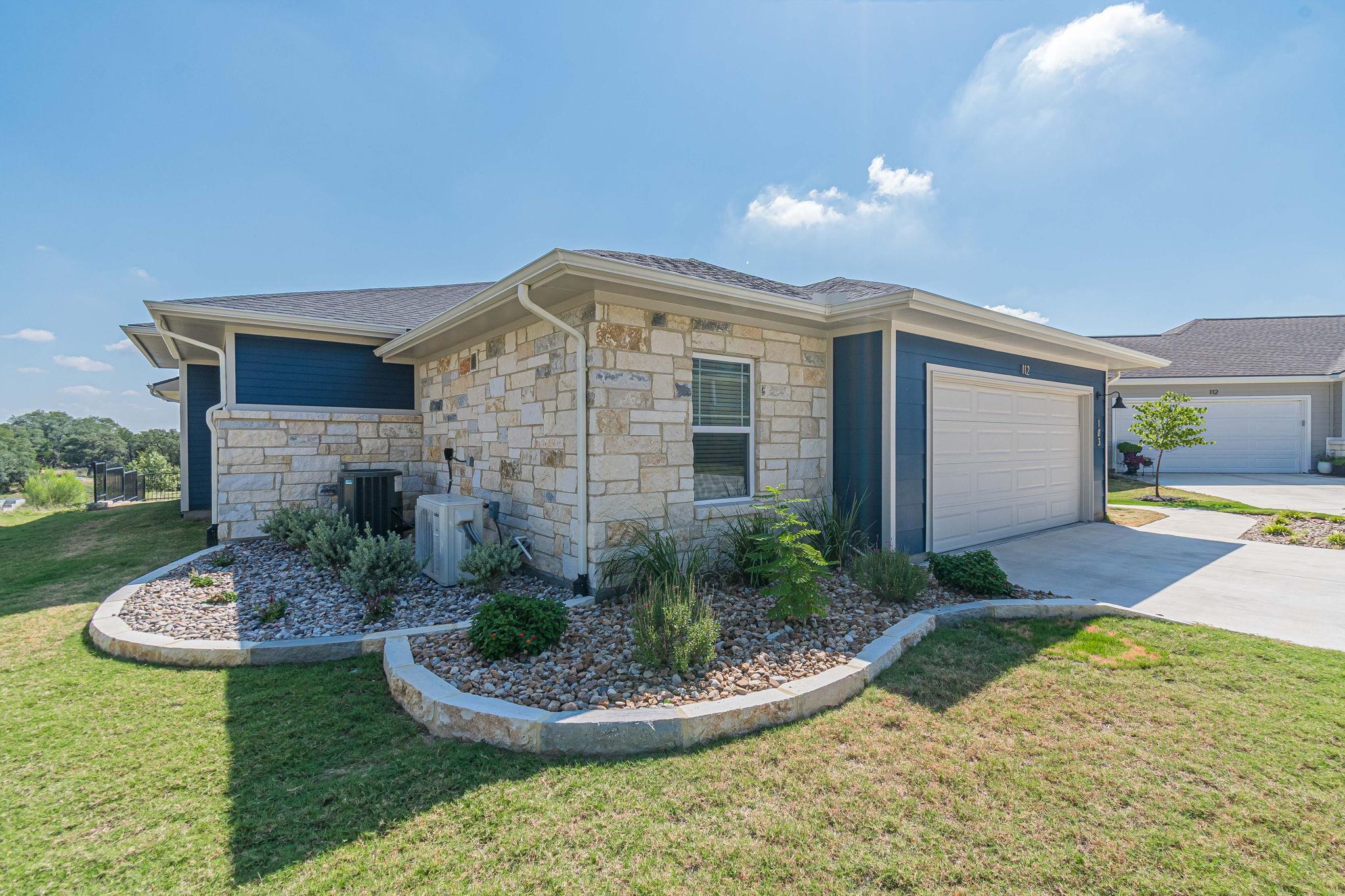 112 Diving Crest Cv # 103, San Marcos, TX 78666