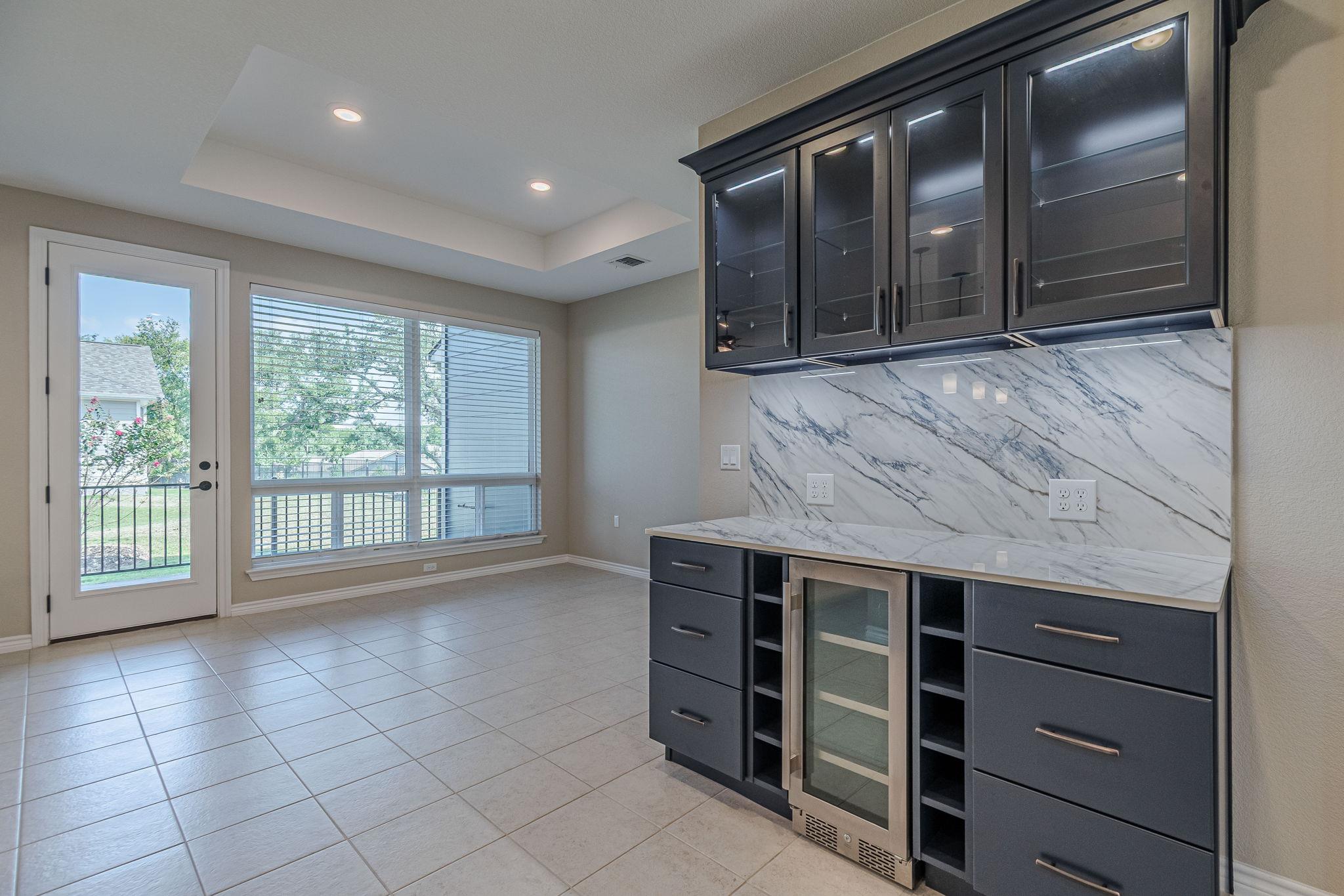 112 Diving Crest Cv # 103, San Marcos, TX 78666