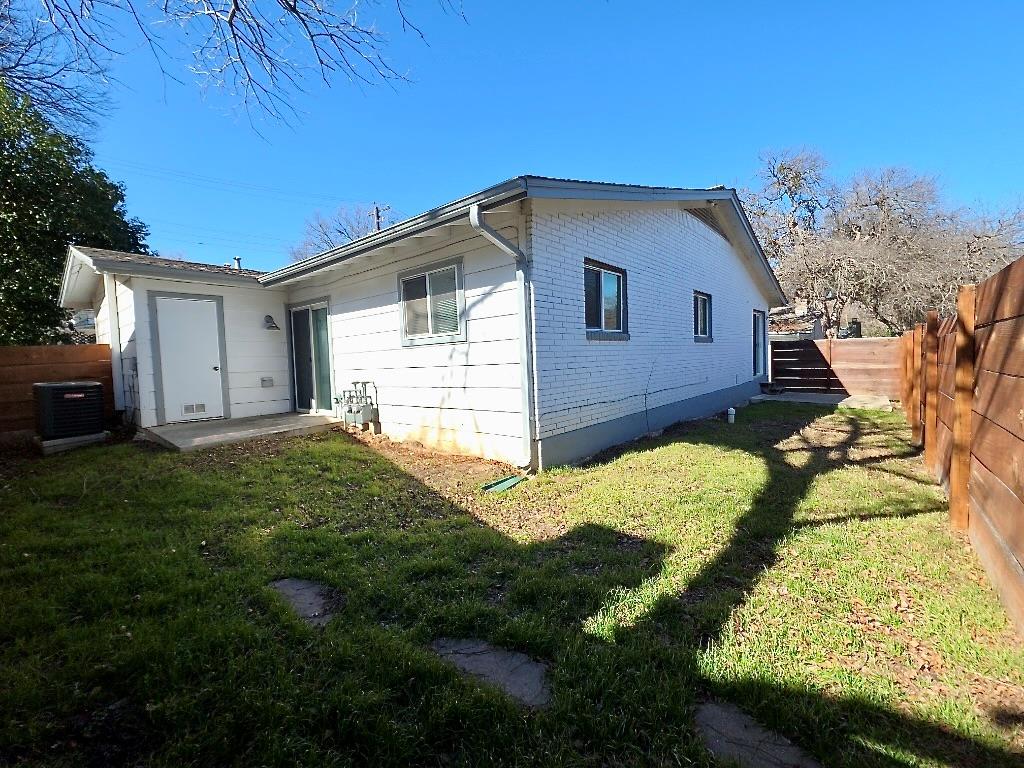 2401 La Casa Dr # A, Austin, TX 78704