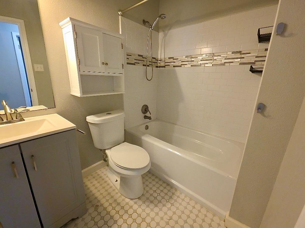 2401 La Casa Dr # A, Austin, TX 78704