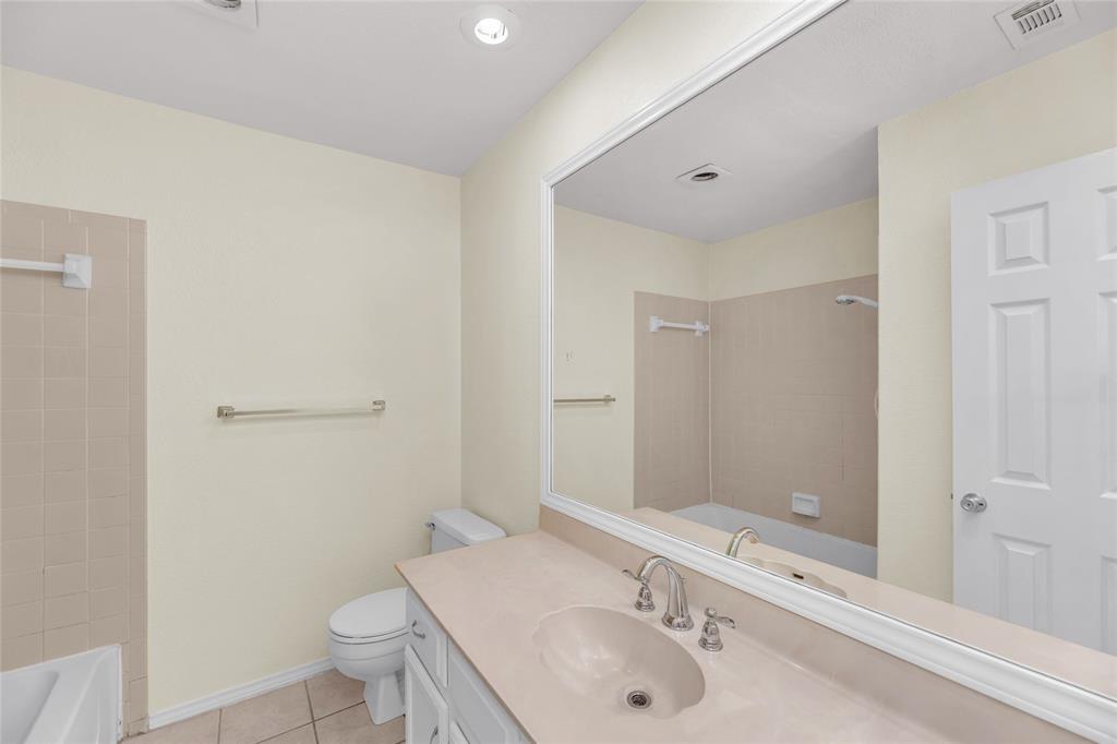 8904 Bridgewood Trl NW, Austin, TX 78729